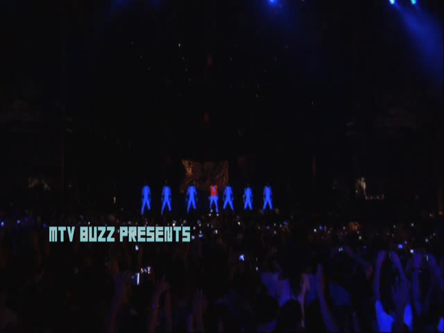 MTV Buzz - will.i.am "Scream And Shout" ft. Britney Spears