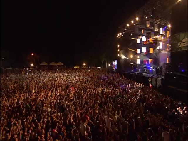 Good Feeling - live at Il-Fosos Square, Malta