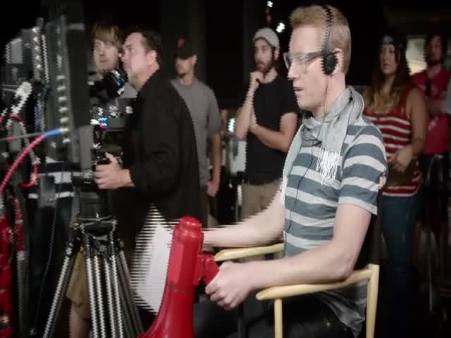 2012 VMA - Dumb Joke
