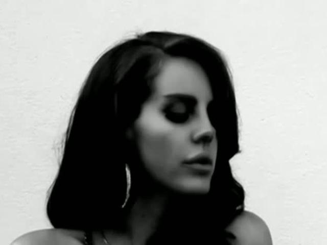 LANA DEL REY - BLUE JEANS