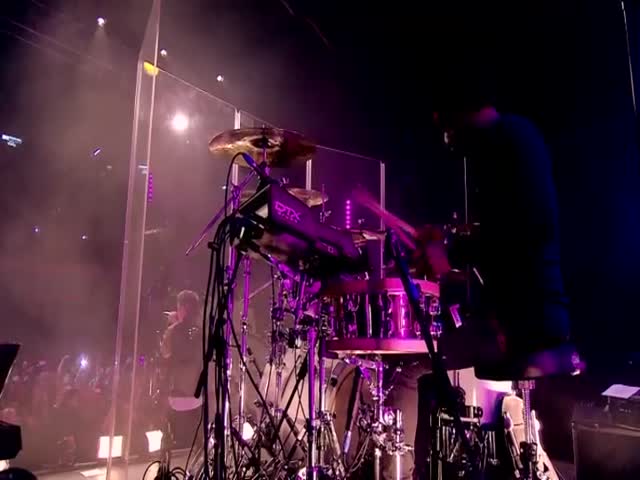 Vegas Girl (Live - Brand New For 2013)