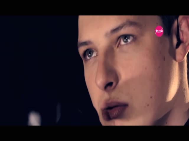 Not Giving In - Live (MTV PUSH Exclusive)