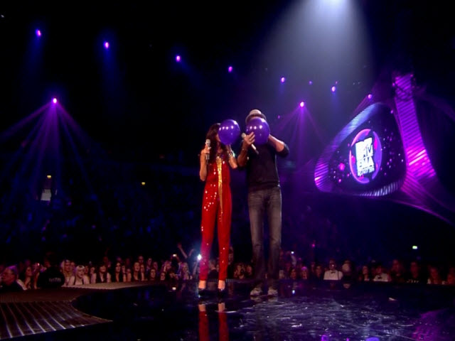 2011 EMA - Main Show | Part 81 | Selena Gomez with Sheamus LINK 13