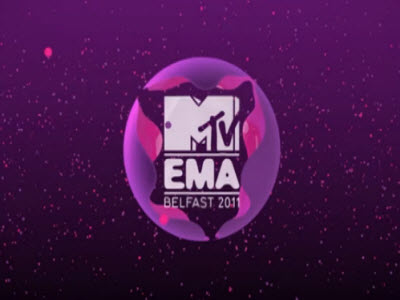EMA 2011 Bieber Carpet Interview