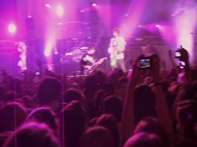 Poppin' Champagne (Live From Straight To DVD)