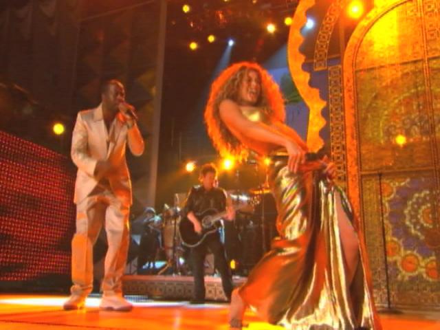 Hips Don't Lie (featuring Wyclef Jean)