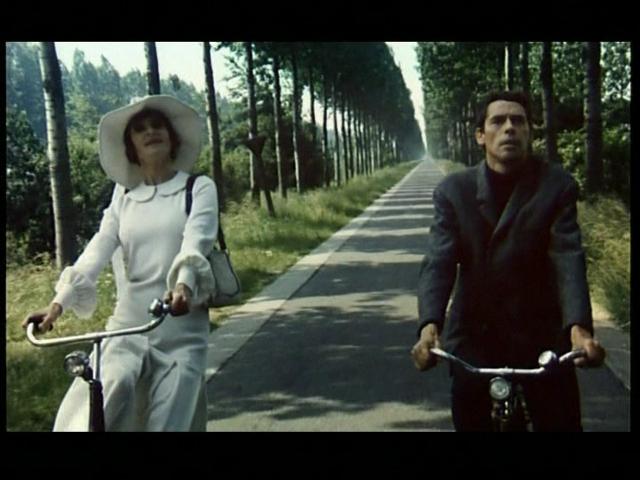 L'Amour Est Mort