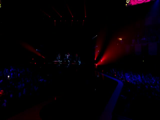 EMA 2012 The Killers - Runaways (Live)
