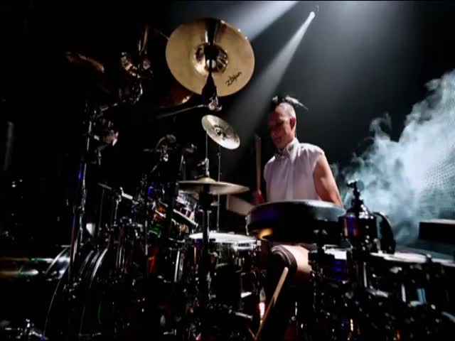 Looking Hot - live in Frankfurt, Germany