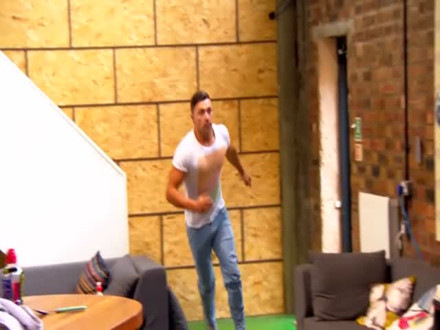 AB103061 geordie shore 407 hd part6
