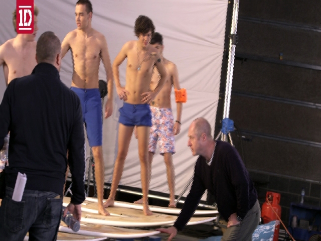 Kiss You (Behind The Scenes)
